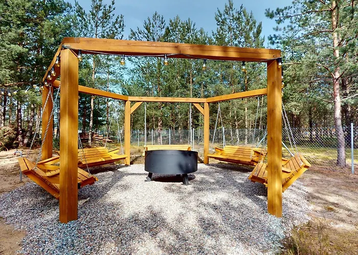 Semesterbostad Lesne Abc *